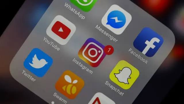 15 yaş altına sosyal medya yasağı